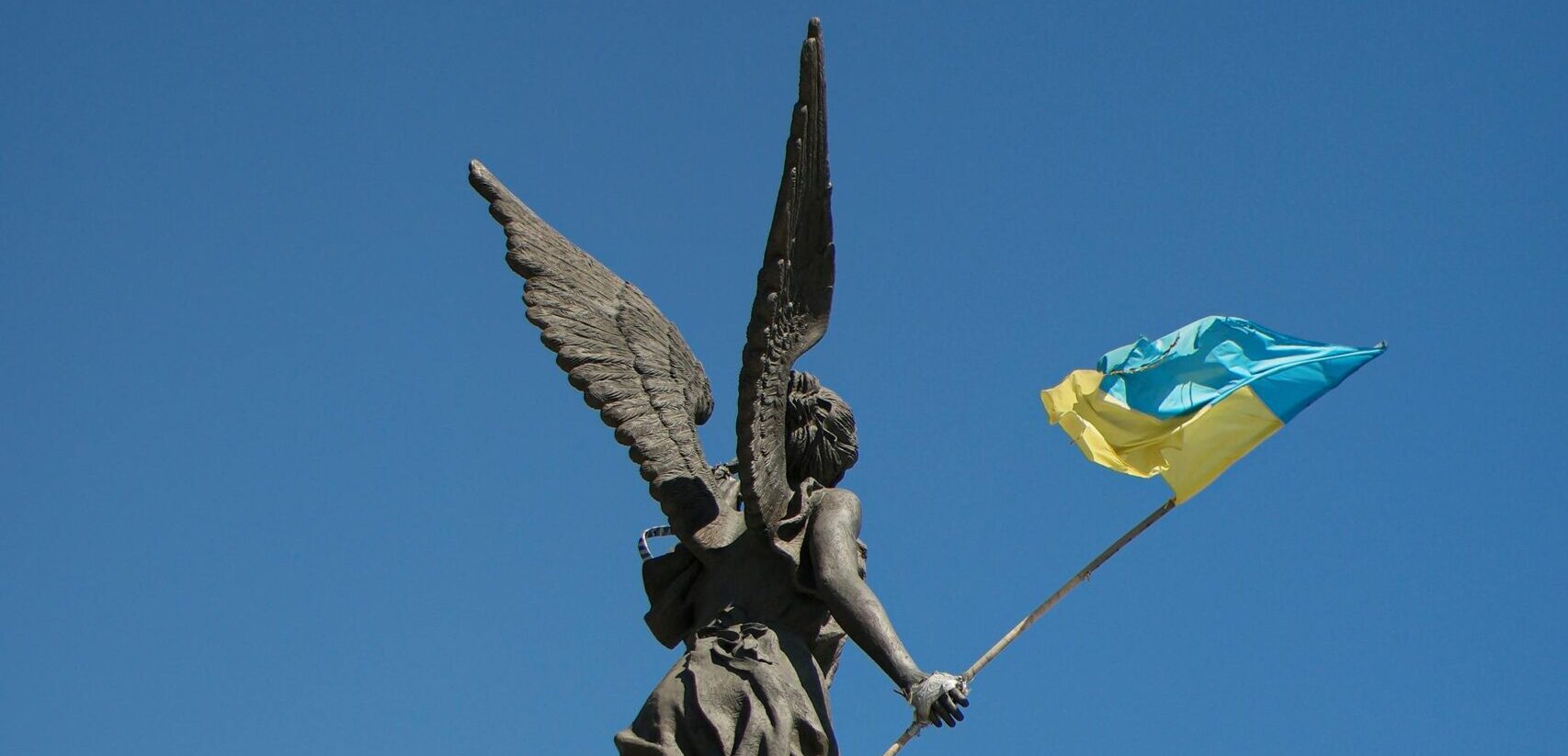 Doing the Wrong Thing Well: Flawed Security Policy for Ukraine Image