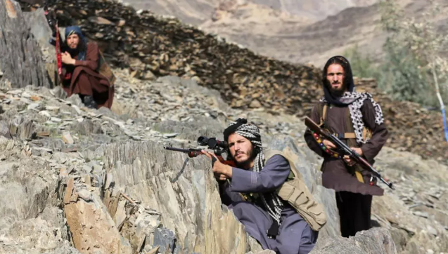 Pakistan–Afghanistan Escalation Signals Shift from Proxy Conflict to Open Hostilities