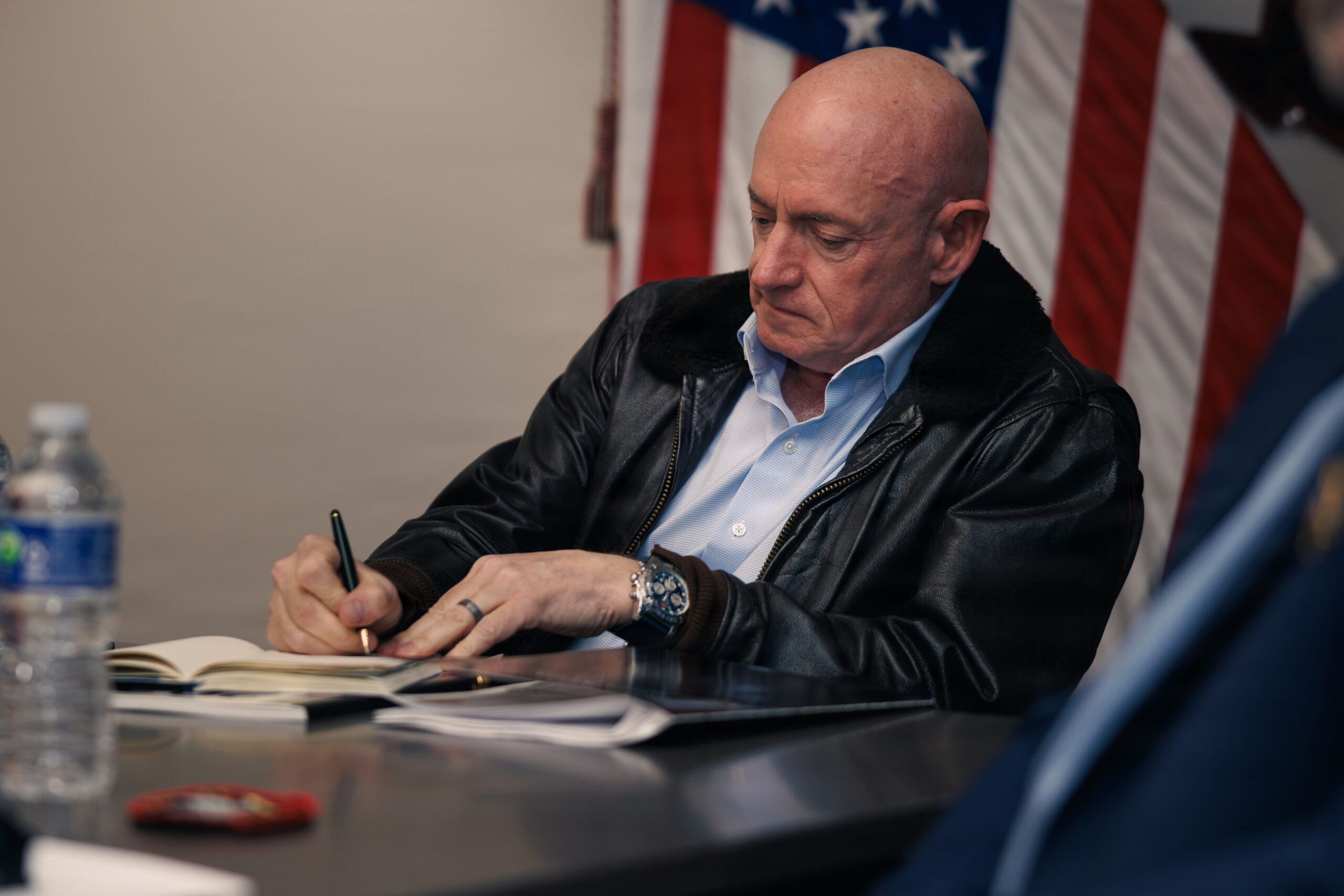 Sen. Kelly, back from Ukraine, sees good morale but problems due to US stockpile shortages Image